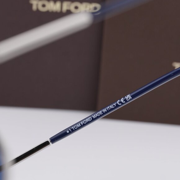 Tom Ford Tex FT1096 16V Aviator Sunglasses - Palladium/Blue - Picture 6 of 10